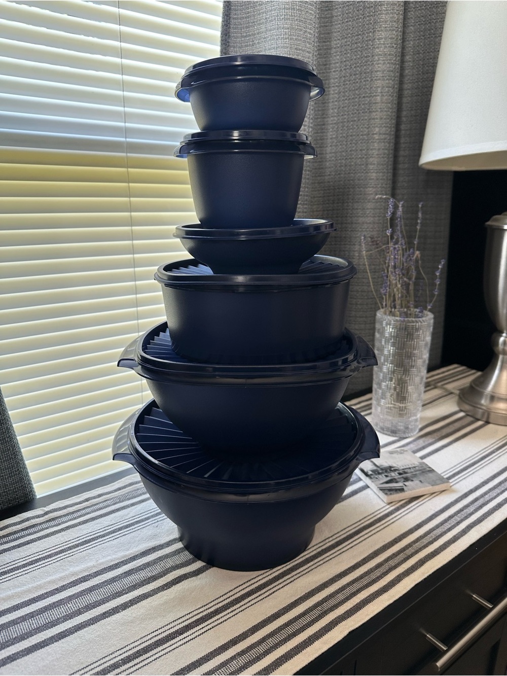 Deep Navy Tupperware Containers with Lids - Home Kitchen